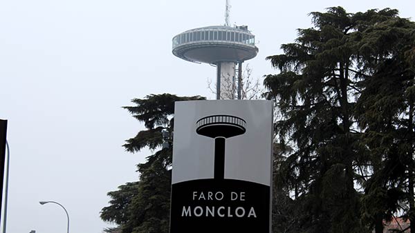 Faro-de-moncloa Faro-de-moncloa