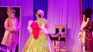 un-nuevo-traje-para-un-loco-emperador