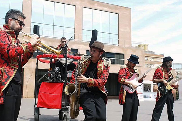 monsieur-loyal-circus-band monsieur-loyal-circus-band