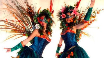 pasacalles-damas-de-flores