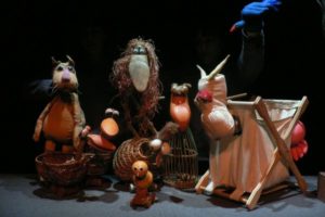 el gato manchado y la golondrina sinha