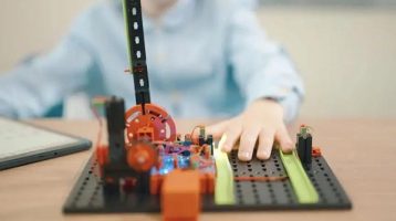 aprende-que-es-y-como-se-maneja-un-robot