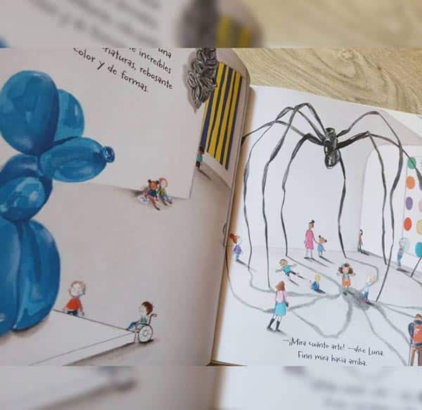 a-la-luna-le-encanta-el-museo