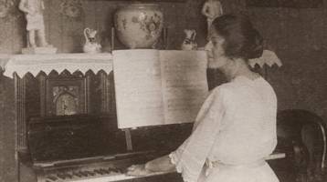 bebes-danzan-canciones-de-nuestros-abuelos-2