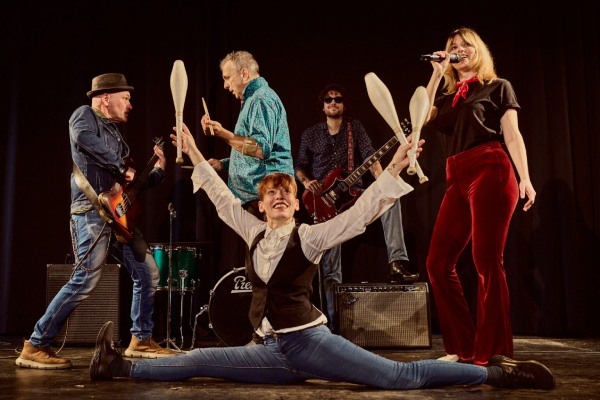 rock-and-circus rock-and-circus