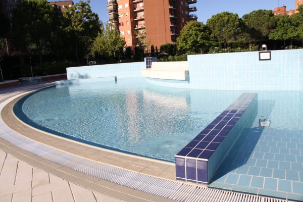 Piscina Villafontana de Móstoles 15 5 1