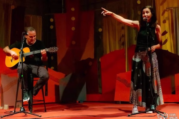 carmen-sara-floriano-luis-guitarra