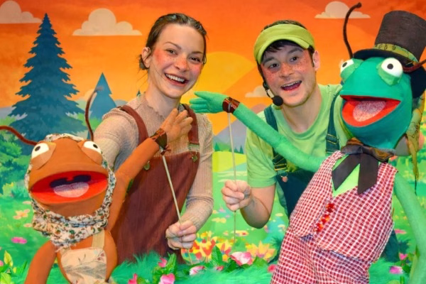 la-cigarra-y-la-hormiga