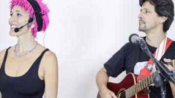 canta-y-juega-con-la-colasa