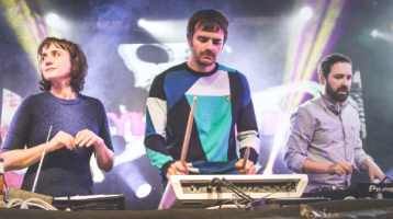 ochoymedio-djs
