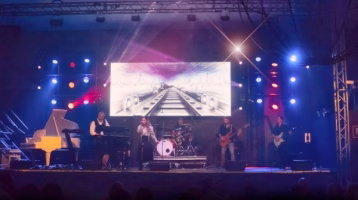 tributo-a-mecano-la-quinta-estacion-la-oreja-de-van-gogh